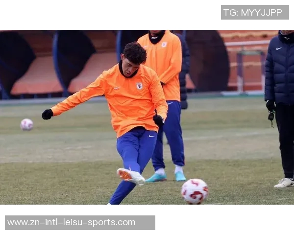 亚预赛中国香港对阵孟加拉首发阵容公布陈晋一安永佳领衔李小恒待命