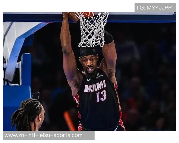 阿德巴约表现亮眼14投7中三分球命中率高达57贡献21分12篮板7助攻2抢断